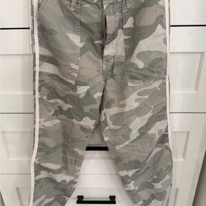 MOTHER Shaker Crop Fray - Desert Print